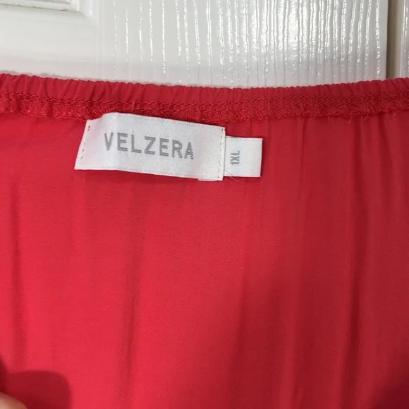 Velzera Coral Red and Blue Embroidered Floral Tunic Sz XXL - Picture 7 of 10